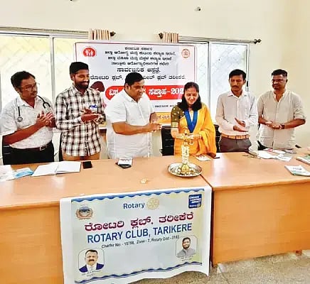  ತರೀಕೆರೆ ಸಾರ್ವಜನಿಕ ಆಸ್ಪತ್ರೆಯಲ್ಲಿ ವಿಶ್ವ ಸ್ತನ್ಯಪಾನ ಸಪ್ತಾಹವನ್ನು ಸುನೀತಾ ಉದ್ಘಾಟಿಸಿದರು. ಡಾ. ಎಂ.ಜೆ.ಚನ್ನಬಸಪ್ಪ, ಡಾ. ಬಿ.ಜಿ.ಚಂದ್ರಶೇಖರ್, ಪಿ.ಪ್ರವೀಣ್ ಇತರರಿದ್ದರು.