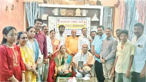 ತರೀಕೆರೆಯಲ್ಲಿ ಶ್ಯಾಮಲಾ, ಅನಂತ್ ನಾಡಿಗ್ ಅವರನ್ನು ಸನ್ಮಾನಿಸಲಾಯಿತು. ಕುಂದೂರು ಅಶೋಕ್, ಡಿ.ಎಂ.ಮಂಜುನಾಥ ಸ್ವಾಮಿ, ಹಿರೇಮಗಳೂರು ಪುಟ್ಟಸ್ವಾಮಿ, ಇಮ್ರಾನ್ ಅಹ್ಮದ್ ಬೇಗ್, ಸುನೀತಾ ಇತರರಿದ್ದರು.