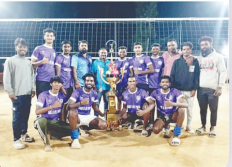 ಪ್ರಥಮ ಬಹುಮಾನ ಪಡೆದ ಬಿ.ವೈ.ಸಿ. ಕುಡುಮಂಗಳೂರು 3 ಟೀಮ್ ಲಾಲಿ ಹೆಬ್ಬಾಲೆ ತಂಡ.