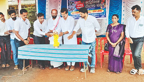  ಕ್ರೀಡಾ ಸಂಭ್ರಮವನ್ನು ಮಂಗಳೂರು ವಿವಿ ದೈಹಿಕ ಶಿಕ್ಷಣ ವಿಭಾಗ ನಿರ್ದೇಶಕ ಪ್ರೊ.ರಮೇಶ್ ಉದ್ಘಾಟಿಸಿದರು. ಅಸೈಗೋಳಿ ಯುವಕ ಮಂಡಲ ಅಧ್ಯಕ್ಷ ಸಂತೋಷ್ ಕುಮಾರ್ ಶೆಟ್ಟಿ ಫುಲ್ಲು, ಬಂಟರ ಸಂಘ ಉಳ್ಳಾಲ ವಲಯಾಧ್ಯಕ್ಷ ರವೀಂದ್ರ ರೈ ಕಲ್ಲಿಮಾರ್, ಕೊಣಾಜೆ ಮಂಗಳ ಗ್ರಾಮೀಣ ಯುವಕ ಸಂಘ ಅಧ್ಯಕ್ಷ ಎ.ಕೆ.ಅಬ್ದುಲ್ ರಹ್ಮಾನ್ ಕೋಡಿಜಾಲ್ ಮತ್ತಿತರರಿದ್ದರು.  