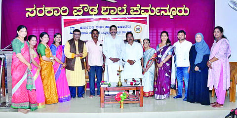 ಬಬ್ಬುಕಟ್ಟೆ ಶಾಲೆಯಲ್ಲಿ ಡೆನ್ನ ಡೆನ್ನಾನ-ಪದ ಪನ್ಕನ ಕಾರ್ಯಕ್ರಮ ನಡೆಯಿತು. 