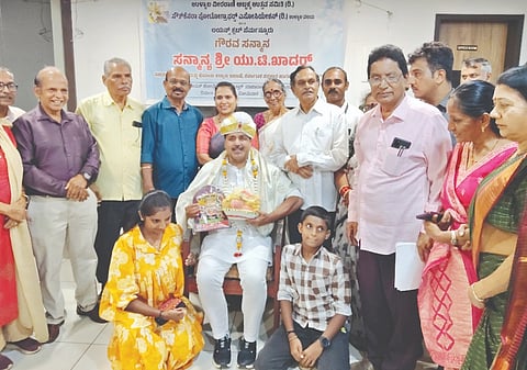  ಆರೋಗ್ಯ ಸಚಿವ ಯು.ಟಿ.ಖಾದರ್‌ಗೆ ಸನ್ಮಾನ ನಡೆಯಿತು. ಉಳ್ಳಾಲ ವೀರರಾಣಿ ಅಬ್ಬಕ್ಕ ಉತ್ಸವ ಸಮಿತಿ ಅಧ್ಯಕ್ಷ ದಿನಕರ ಉಳ್ಳಾಲ್, ಮಾಜಿ ಶಾಸಕ ಕೆ.ಜಯರಾಮ ಶೆಟ್ಟಿ, ಸೌತ್ ಕೆನರಾ ಫೋಟೋಗ್ರಾರ್ಸ್ ಅಸೋಸಿಯೇಶನ್ ಅಧ್ಯಕ್ಷ ರಾಜೇಶ್ ಉಳ್ಳಾಲ್ ಮತ್ತಿತರರು ಉಪಸ್ಥಿತರಿದ್ದರು.  