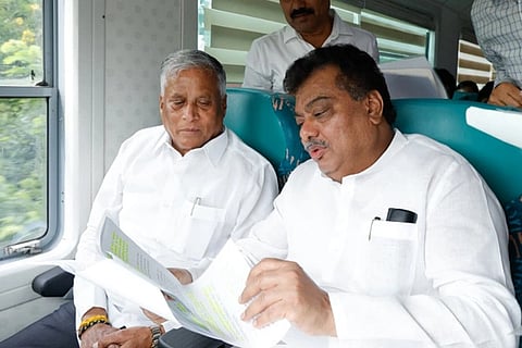 ಬೆಂಗಳೂರಿನಿಂದ 100 KM ದೂರದ ಸ್ಥಳಗಳಿಗೆ ಚತುಷ್ಪಥ ರೈಲ್ವೆ, ವಿಜಯಪುರಕ್ಕೆ ವಂದೇ ಭಾರತ್ ಸ್ಪೀಪರ್: ಕೇಂದ್ರ ಸಚಿವ ಸೋಮಣ್ಣ | Union Minister Somanna