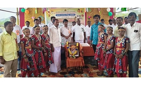 ಮಿಯ್ಯಪುರದಲ್ಲಿ ಆಯೋಜಿಸಿದ್ದ ಕಲಿಕಾ ಹಬ್ಬ ಕಾರ್ಯಕ್ರಮವನ್ನು ಕ್ಷೇತ್ರ ಸಮನ್ವಯಾಧಿಕಾರಿ ಶಿವರಾಜ ಪೂಜಾರಿ ಉದ್ಘಾಟಿಸಿದರು. ಎಸ್ಡಿಎಂಸಿ ಅಧ್ಯಕ್ಷ ಮುದ್ದುರಂಗಣ್ಣ, ಭೂದಾನಿ ಸೂಗಪ್ಪಗೌಡ ಪೊಪಾ, ಪ್ರಮುಖರಾದ ಹನುಮಂತಪ್ಪ ಕಟ್ಟಿಮನಿ, ಲಕ್ಷ್ಮಣ, ಮಹೇಶಗೌಡ, ಹನುಮಂತ್ರಾಯ ದೇವಲ್, ವಿರುಪನಗೌಡ, ಹೊನ್ನಪ್ಪ ಇದ್ದರು.