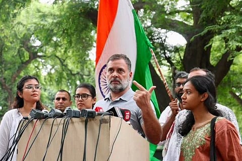 Rahul Gandhi  | ಪೊಲೀಸರ ಮೇಲಿನ ಹಲ್ಲೆ ಬಗ್ಗೆ ಕೇಳ್ತಿದ್ದಂತೆ ಕಿರಿಕಿರಿ!...ಮಾಧ್ಯಮ ಪ್ರತಿನಿಧಿಯನ್ನೇ ನೀವು ಬಿಜೆಪಿಯವರಾ ಎಂದು ಪ್ರಶ್ನಿಸಿದ ರಾಹುಲ್ ಗಾಂಧಿ!