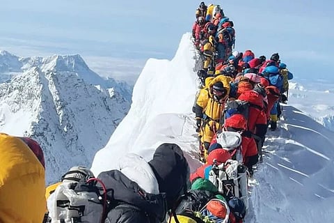 Mount Everest | ಮೌಂಟ್ ಎವರೆಸ್ಟ್​​ನಲ್ಲೂ ಟ್ರಾಫಿಕ್ ಜಾಮ್ 