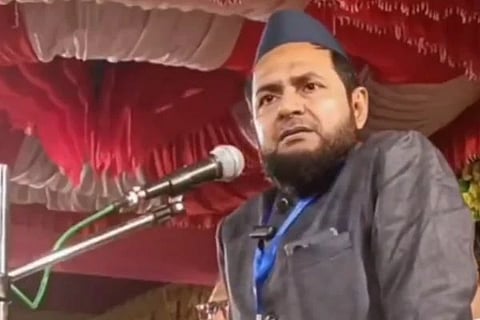 Maulana Jarjis Ansari | ಶ್ರೀಕೃಷ್ಣ ಮುಸ್ಲಿಂ, ದಿನಕ್ಕೆ 5 ಬಾರಿ ನಮಾಜ್ ಮಾಡ್ತಿದ್ರು!...ಯುಪಿ ಮೌಲಾನಾ ವಿವಾದಾತ್ಮಕ ಹೇಳಿಕೆಗೆ ದೇಶಾದ್ಯಂತ ಆಕ್ರೋಶ