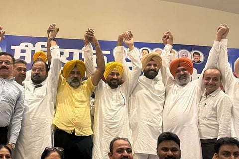 Charanjit Singh Channi > ರಾಜೀನಾಮೆಗೆ ಮುಂದಾದ ಚರಣ್​​ಜಿತ್ ಸಿಂಗ್ ಚನ್ನಿ ಬೆಂಬಲಿಗರು (ಸಂಗ್ರಹ ಚಿತ್ರ)