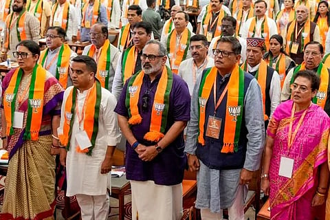 BJP > ಜೆನ್ ಝಿ ಪಡೆ ಸೆಳೆಯಲು ಬಿಜೆಪಿ ತಂತ್ರ