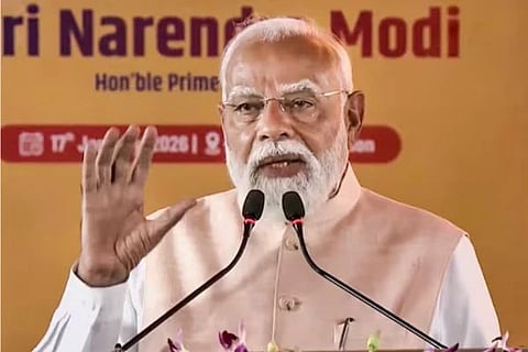 Narendra Modi |  ಮಾಲ್ಡಾ ಜಿಲ್ಲೆಯಲ್ಲಿ ನಡೆದ ಸಾರ್ವಜನಿಕ ಸಭೆಯಲ್ಲಿ ಮಾತನಾಡಿದ ಪ್ರಧಾನಿ ನರೇಂದ್ರ ಮೋದಿ
