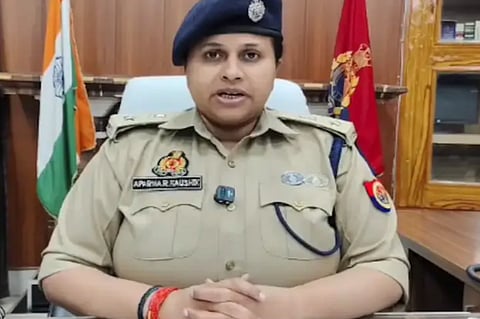 ಮಿರ್ಜಾಪುರದ ಮಹಿಳಾ ಪೊಲೀಸ್ ಅಧಿಕಾರಿ