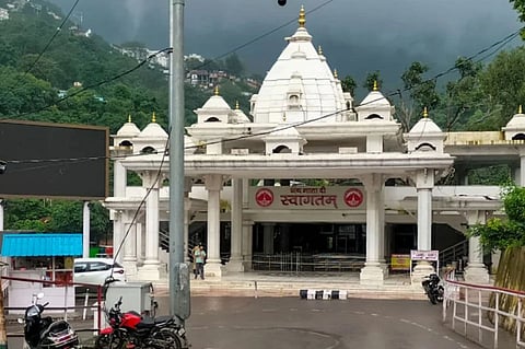 ವೈಷ್ಣೋದೇವಿ ದೇಗುಲ 