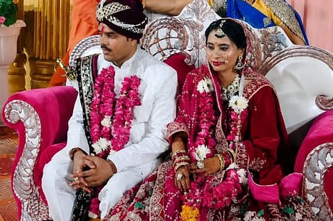 ಸೆರೆಮನೆಯಲ್ಲಿ ಪ್ರೀತಿಸಿ, ಮದುವೆಯಾದ ಜೋಡಿ