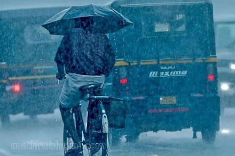 ಮಳೆ ಬೀಳುವ ದೃಶ್ಯ