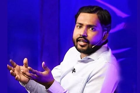 Khan Sir Controversy > ಪ್ರಸಿದ್ಧ ಟ್ಯೂಟರ್ ಖಾನ್ ಸರ್ ವಿರುದ್ಧ ಗಂಭೀರ ಕೊಲೆ ಬೆದರಿಕೆ ಆರೋಪ!