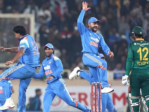 India win’| ಕ್ವಿಂಟನ್ ಡಿ ಕಾಕ್ ವಿಕೆಟ್ ಪಡೆದ ಸಂಭ್ರಮದಲ್ಲಿ ವಿರಾಟ್ ಕೊಹ್ಲಿ ಮತ್ತು ಹರ್ಷಿತ್ ರಾಣಾ