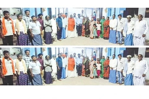 ಬೆಟಗೇರಿಯಲ್ಲಿ ಹಮ್ಮಿಕೊಂಡಿದ್ದ ತೊಗಲು ಗೊಂಬೆ ಪ್ರದರ್ಶನಕ್ಕೆ ಮುಖಂಡರು ಚಾಲನೆ ನೀಡಿದರು. ಪ್ರಮುಖರಾದ ಮುತ್ತಯ್ಯ, ಪ್ರಭು, ಬಸವರಾಜ ನಾಗರೆಡ್ಡಿ, ಅಚ್ಚುತ ಬಿನ್ನಾಳ, ರಾಮಪ್ಪ ಗೂಳಿ, ಶೇಖರಪ್ಪ ಗುಳದಳ್ಳಿ, ಮಾಂತೇಶ ಬಡಿಗೇರ, ಯಮನೂರಪ್ಪ ಬೈರಾಪುರ, ಚಂಬಣ್ಣ ಕೊಪ್ಪಳ, ಪ್ರಶಾಂತ ಮತ್ತೂರ, ಮಂಜು ಬಿಸರಳ್ಳಿ, ಕಾಶಪ್ಪ, ಶಿವಪ್ಪ ಶಿವಸಿಂಪಿಗೇರ ಇತರರಿದ್ದರು.