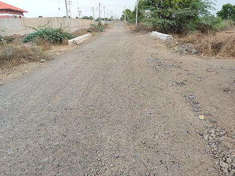 ಇಂಡಿ ತಾಲೂಕಿನ ಹಿರೇಮಸಳಿ ರಸ್ತೆ.