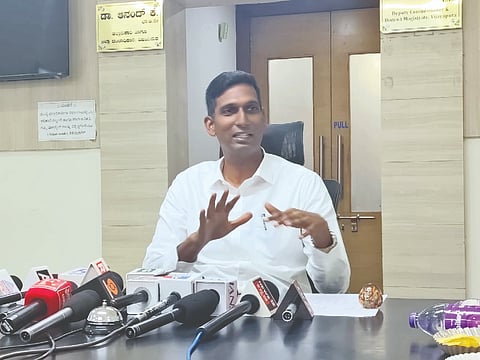  ಡಾ. ಆನಂದ್ ಕೆ.