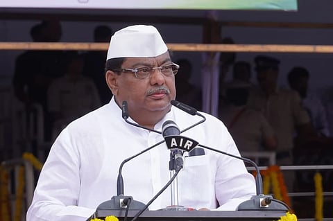 ವಿಜಯಪುರ ನಗರದ ಡಾ.ಬಿ.ಆರ್. ಅಂಬೇಡ್ಕರ್ ಕ್ರೀಡಾಂಗಣದಲ್ಲಿ ಜಿಲ್ಲಾಡಳಿತದಿಂದ ಆಯೋಜಿಸಿದ್ದ ಸ್ವಾತಂತ್ರೊೃೀತ್ಸವ ಆಚರಣೆಯಲ್ಲಿ ಧ್ವಜಾರೋಹಣ ನೆರವೇರಿಸಿ ಸಚಿವ ಎಂ.ಬಿ. ಪಾಟೀಲ ಮಾತನಾಡಿದರು.