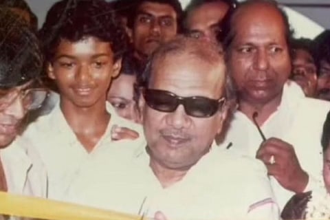 Vijay childhood photo with Karunanidhi