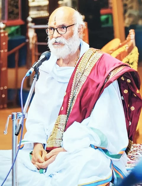 prize ವಿದ್ವಾನ್​ ಪ್ರೊ. ಶ್ರೀರಾಮ ವಿಠ್ಠಲಾಚಾರ್ಯ.
