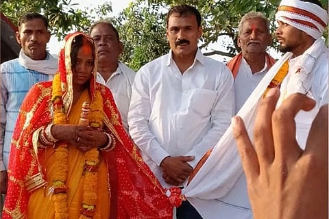 ಇನ್ನೇನು ತಾಳಿ ಕಟ್ಟಬೇಕು ಅಷ್ಟರಲ್ಲಿ ವರನಿಗೆ​ ಶಾಕ್ ಕೊಟ್ಟ ವಧು: ಪೊಲೀಸ್ ಠಾಣೆ ಮೆಟ್ಟಿಲೇರಿದ ಮದುವೆ ಪ್ರಸಂಗ​! Wedding Drama  