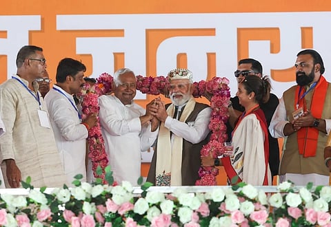  Bihar Cabinet | ಬಿಹಾರದ ಚುನಾವಣಾ ಪ್ರಚಾರದಲ್ಲಿ ಪ್ರಧಾನಿ ನರೇಂದ್ರ ಮೋದಿ ಮತ್ತು ಸಿಎಂ ನಿತೀಶ್​ ಕುಮಾರ್​