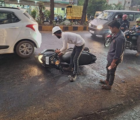 ಭಾನುವಾರ ಸಂಭವಿಸಿದ್ದ ಅಪಘಾತವೊಂದರ ದೃಶ್ಯ.