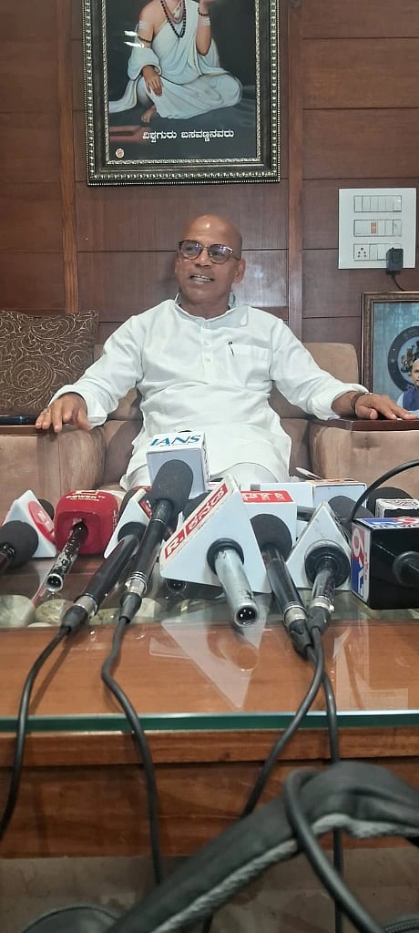 ಡಾ.ಶರಣಪ್ರಕಾಶ ಪಾಟೀಲ