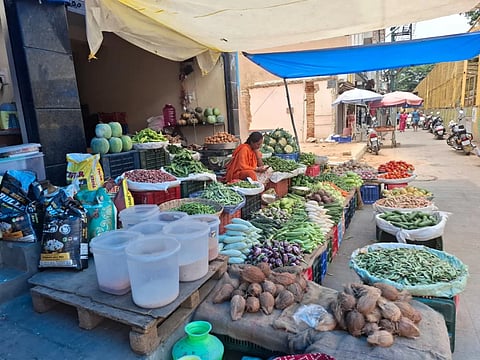 ಮುಂಗಾರು ಕ್ಷೀಣ; ತರಕಾರಿ ಕೊರತೆ, ಬೆಲೆ ಏರಿಕೆ 