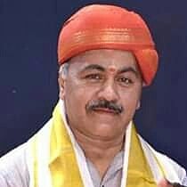 ಖ್ಯಾತ ಭಾಗವತ ಪುತ್ತಿಗೆ ರಘುರಾಮ ಹೊಳ್ಳ.