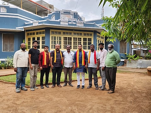 ಕುವೆಂಪು ಅವರ ನಿವಾಸ ಉದಯರವಿಗೆ ಭೇಟಿ ನೀಡಿದ ಕನ್ನಡಪರ ಸಂಘಟನೆಗಳ ಮುಖಂಡರು ಸ್ಮಾರಕ ನಿರ್ಮಾಣಮಾಡಲು ತಾರಿಣಿ ಚಿದಾನಂದಗೌಡ ಬೆಂಬಲ ಘೋಷಿಸಿದರು. ಎಂ.ಮೋಹನ ಕುಮಾರ್‌ಗೌಡ, ಭೀಮಾಶಂಕರ ಪಾಟೀಲ, ಎಂ.ಬಿ. ನಾಗನಗೌಡ, ಮುಖಂಡರಾದ ಪ್ರಶಾಂಶ್‌ಗೌಡ, ಶ್ರೇಯಸ್, ಬನ್ನೂರು ರಾಜು ಇತರರು ಇದ್ದರು.