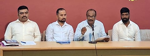 ಆಳ್ವಾಸ್​ ಕಾಲೇಜಿನ ಪ್ರಾಂಶುಪಾಲ ಡಾ. ಕುರಿಯನ್​ ಸುದ್ದಿಗೋಷ್ಟಿಯಲ್ಲಿ ಮಾತನಾಡಿದರು. 