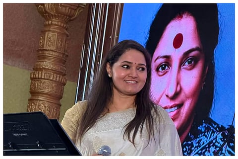 Anuradha bhat slams on Trollers
