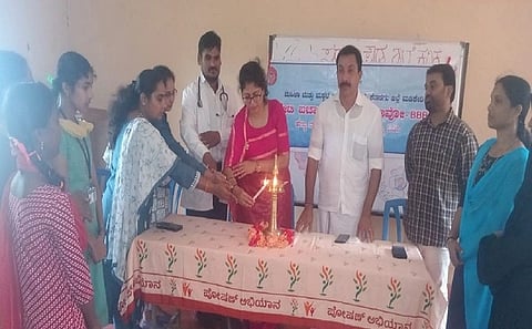 ಬಾಲ್ಯವಿವಾಹ ಕುರಿತು ನಡೆದ ಅರಿವು ಕಾರ್ಯಕ್ರಮದಲ್ಲಿ ಸವಿತಾ ಕೀರ್ತನ್, ಬಾಲಚಂದ್ರ ನಾಯರ್, ಎಸ್.ಆರ್.ಕೇಶಿನಿ, ಪುಂಡರೀಕ ಇತರರಿದ್ದರು.