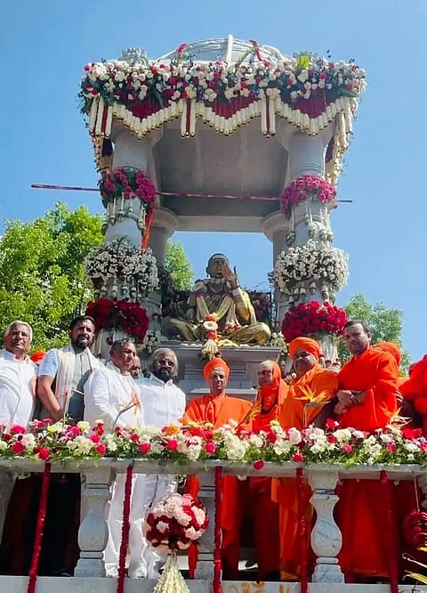 Bronze statue of Basaveshwara unveiled