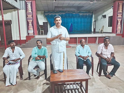  ಉಜಿರೆ ಶ್ರೀ ರಾಮಕೃಷ್ಣ ಸಭಾ ಮಂಟಪದಲ್ಲಿ ಉಜಿರೆ ಸಾರ್ವಜನಿಕ ಶ್ರೀ ಗಣೇಶೋತ್ಸವ ಸಮಿತಿ ಸಮಾಲೋಚನಾ ಸಭೆ ನಡೆಯಿತು. ಪ್ರಮುಖರಾದ ಶರತ್ ಕೃಷ್ಣ ಪಡುವೆಟ್ನಾಯ, ರಾಮಣ್ಣ ಗೌಡ, ಪ್ರವೀಣ್ ಕುಮಾರ್, ಧೀರಜ್ ಕುಂಜರ್ಪ ಉಪಸ್ಥಿತರಿದ್ದರು.  