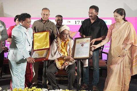 ಹಂಸಲೇಖಗೆ ಜೀವಮಾನ ಸಾಧನೆ ಪ್ರಶಸ್ತಿ ಪ್ರದಾನ