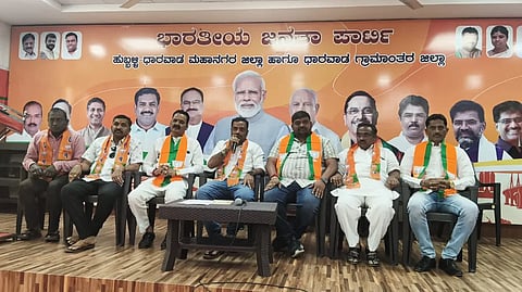  atals ಸುದ್ದಿಗೋಷ್ಠಿಯಲ್ಲಿ ಮಾತನಾಡಿದ ಹು-ಧಾ ಪೂರ್ವ ವಿಧಾನಸಭೆ ಕ್ಷೇತ್ರದ ಬಿಜೆಪಿ ಯುವ ಮೋರ್ಚಾ ಅಧ್ಯಕ್ಷ ಪ್ರವೀಣ ಕುಬಸದ.