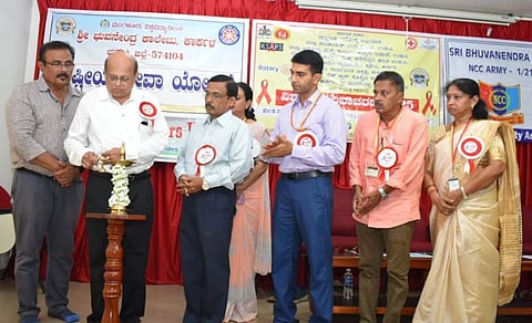  ಕಾರ್ಕಳ ಭುವನೇಂದ್ರ ಕಾಲೇಜಿನಲ್ಲಿ ವಿಶ್ವ ಏಡ್ಸ್ ದಿನಾಚರಣೆ ಮಾಹಿತಿ ಕಾರ್ಯಕ್ರಮ ನಡೆಯಿತು. 