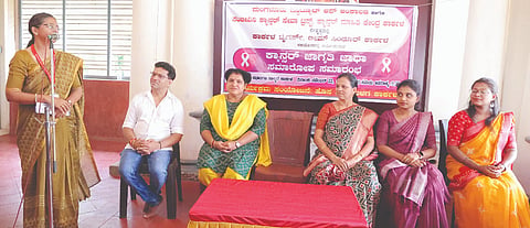 ಕಾರ್ಕಳದಲ್ಲಿ ಆಯೋಜಿಸಲಾದ ಕ್ಯಾನ್ಸರ್ ಜಾಗೃತಿ, ಸಂವಾದ ಕಾರ್ಯಕ್ರಮದಲ್ಲಿ ಮನಃಶಾಸ್ತ್ರಜ್ಞೆ ಜ್ಯೇಷ್ಠಲಕ್ಷ್ಮೀ ಮಂಗಳೂರು ಮಾತನಾಡಿದರು. 