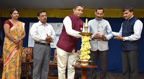 ಆರ್ಟಿಫಿಷಿಯಲ್ ಇಂಟೆಲಿಜೆನ್ಸ್ ಕುರಿತ ಒಂದು ದಿನದ ಕಾರ್ಯಾಗಾರ ಇತ್ತೀಚೆಗೆ ನಡೆಯಿತು. 