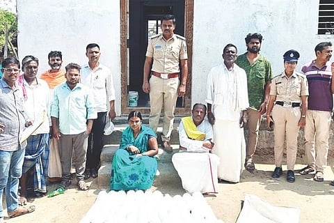 ರಾಯಚೂರಿನಲ್ಲಿ ಸಿಎಚ್ ಪೌಡರ್ ಅಡ್ಡೆ ಮೇಲೆ ಪೊಲೀಸರು ಇತ್ತೀಚೆಗೆ ದಾಳಿ ಮಾಡಿದ್ದರು.