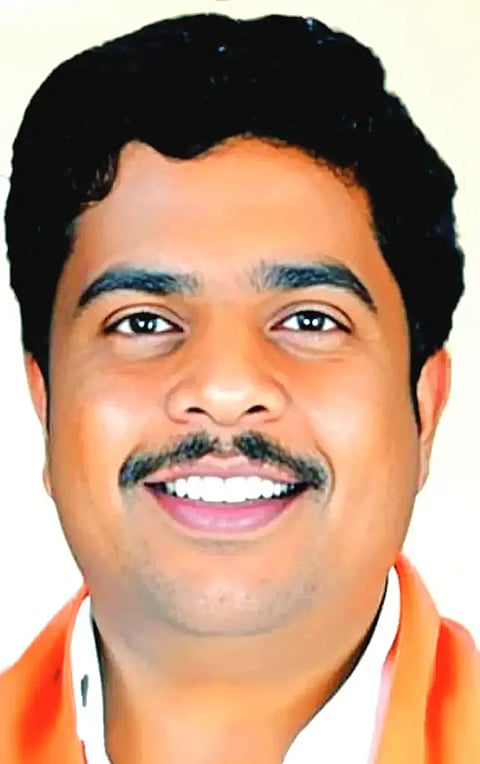 ಸೂರನಹಳ್ಳಿ ಶ್ರೀನಿವಾಸ್