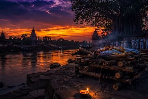 Funeral Rules ಸಾಂದರ್ಭಿಕ ಚಿತ್ರ
