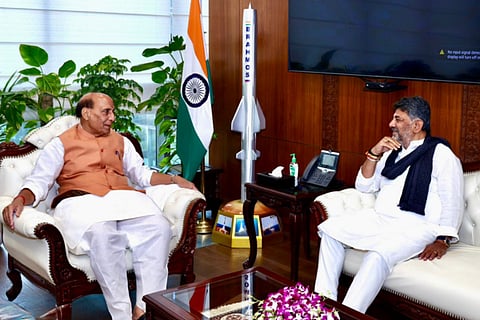 DKShivakumar -RajnathSingh 