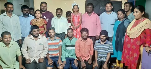 ಸಂತೃಪ್ತಿ ಸಂಸ್ಥೆಯ ಅಂಧರ ಕುಟುಂಬ. 