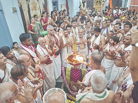 ಕೋಟೇಶ್ವರ ಶ್ರೀ ಪಟ್ಟಾಭಿ ರಾಮಚಂದ್ರ ದೇವಸ್ಥಾನದಲ್ಲಿ ಹಮ್ಮಿಕೊಂಡ ಶತ ನಮನ ಶತ ಸ್ಮರಣ ಶತ ದಿವಸ ಅಖಂಡ ಭಜನ ಕಾರ್ಯಕ್ರಮ ಸಂಪನ್ನಗೊಂಡಿತು.