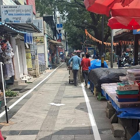 gandhi-bazaar-footpath